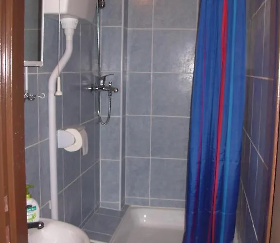 Гостьовий будинок Hlinkova 2*